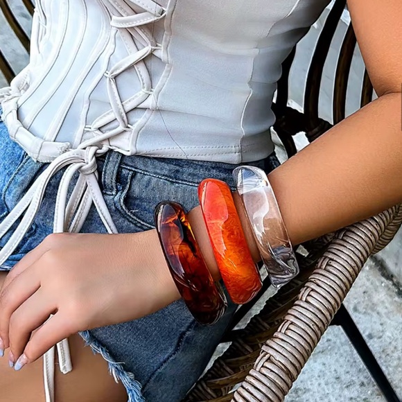 Vintage Chic Punk Brown Acrylic Bangles/Geometric Irregular Bracelet. - Picture 5 of 9